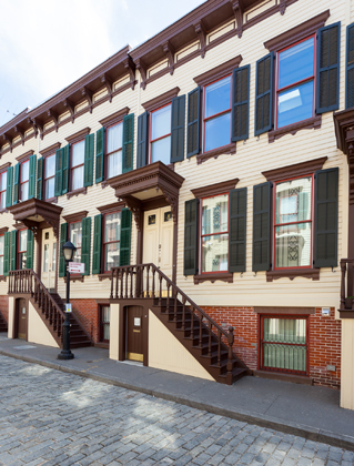 Sylvan Row House Image