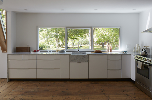 Twist Farmhouse Image